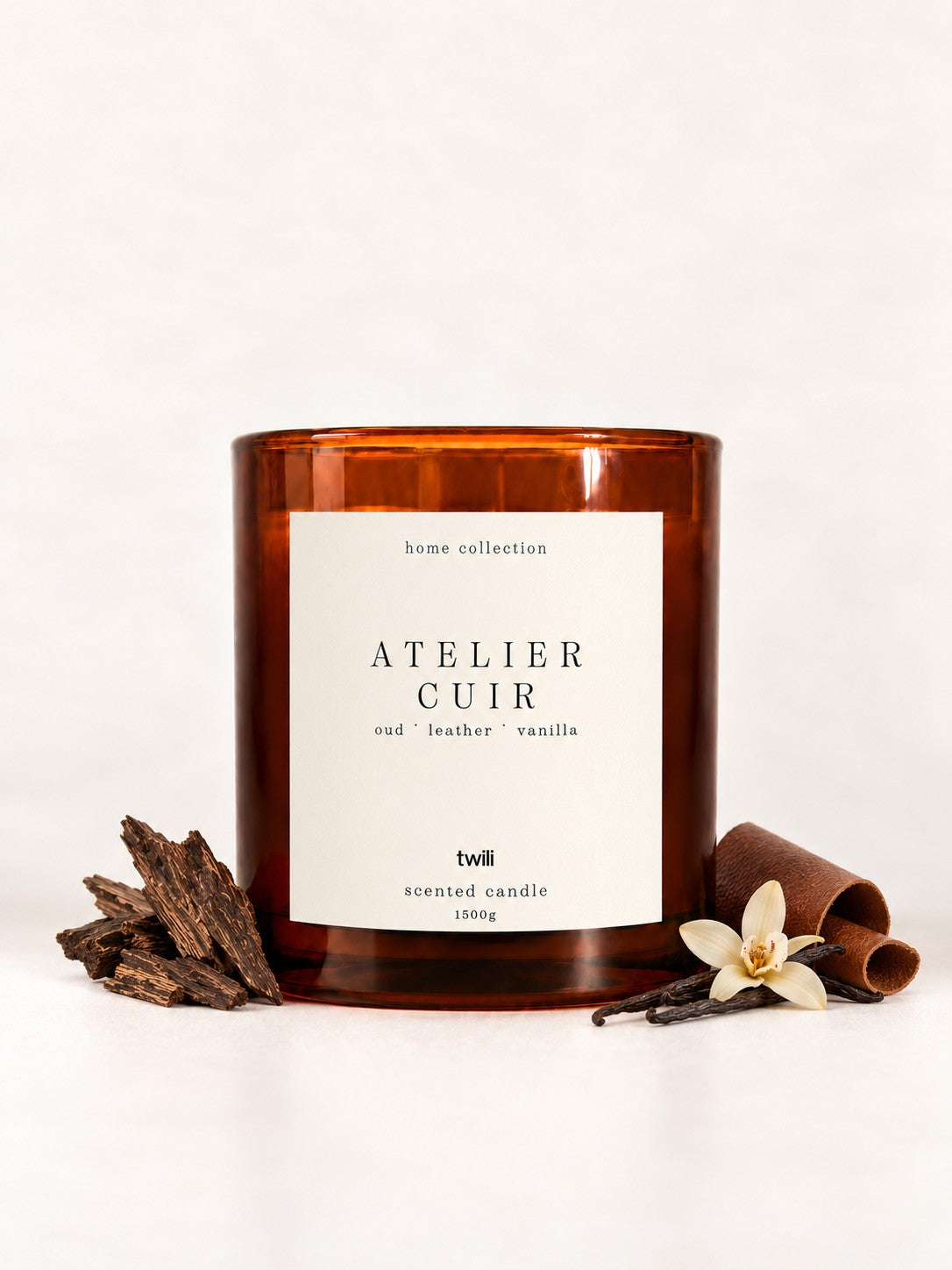 twili Atelier Cuir scented candle L, 1500 g