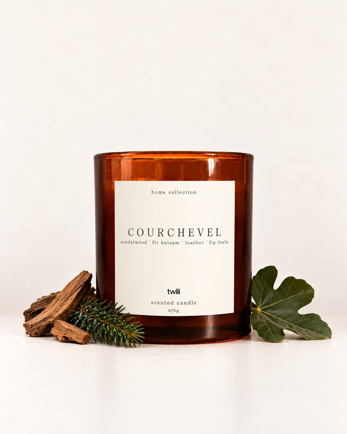 twili Courchevel scented candle M, 675 g