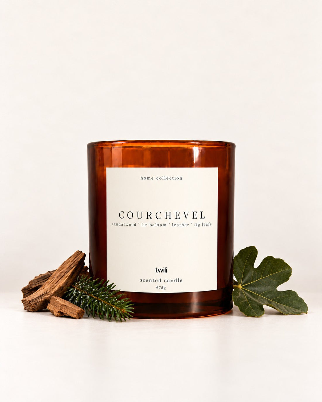 twili Courchevel scented candle M, 675 g