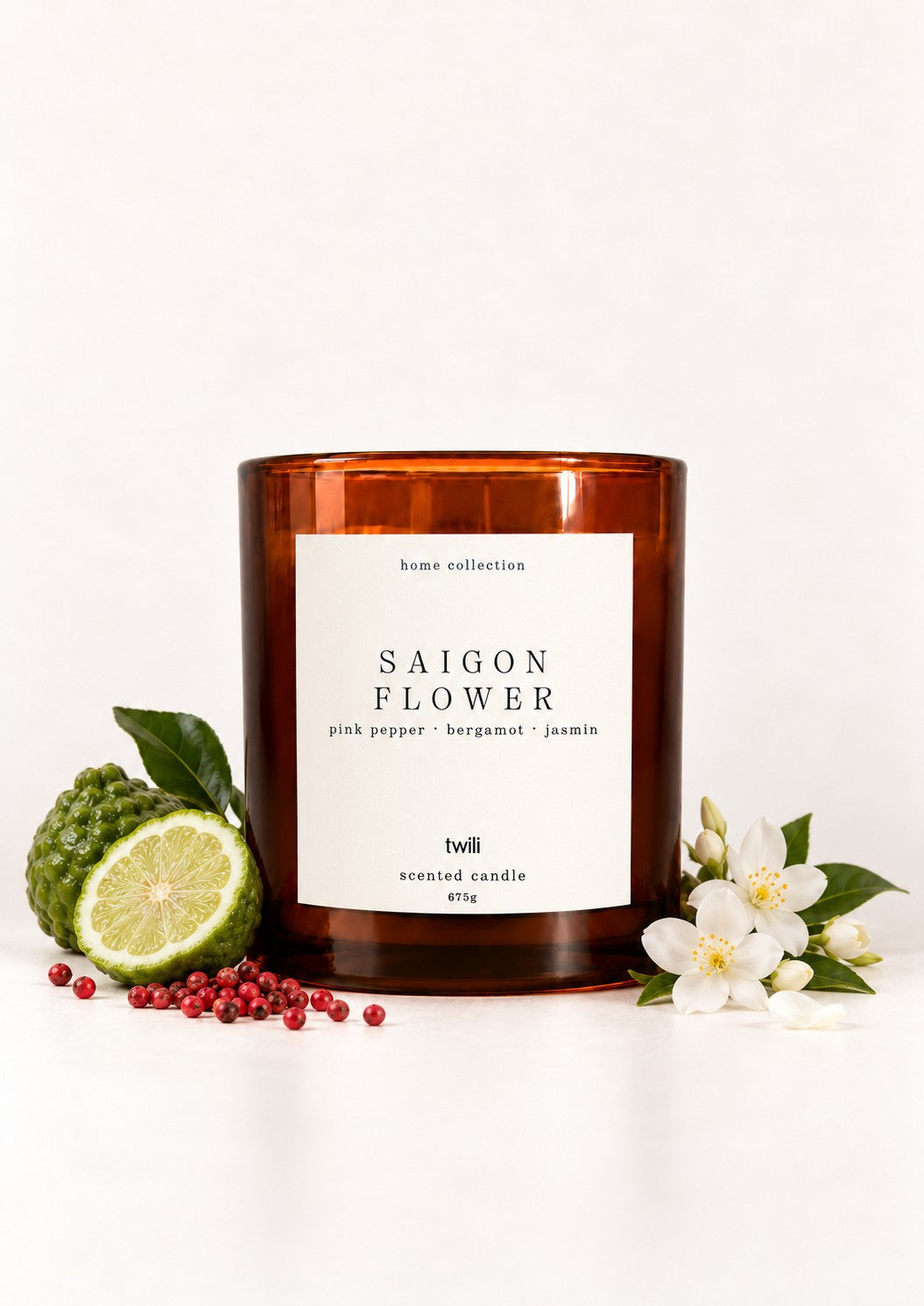 twili Saigon Flower scented candle M, 675 g